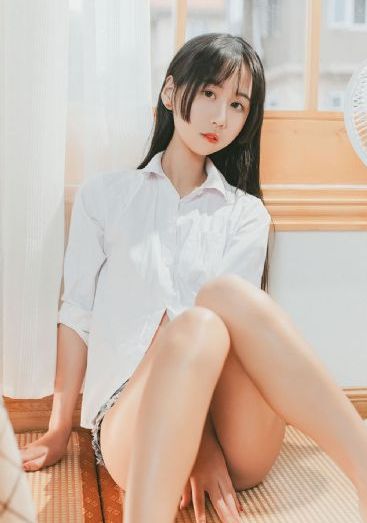 裙子里的怪兽