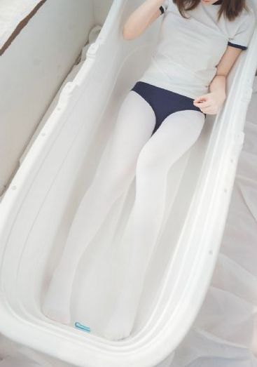 艳妇鬼魂