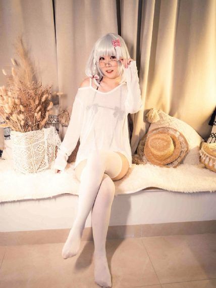 美丽姑娘电影免费播放