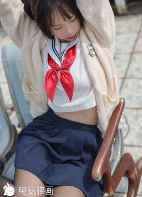 男狂揉女奶胸60分钟电影