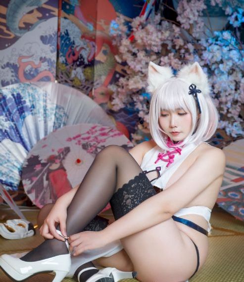 俄剧小母牛