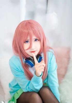 美女食神