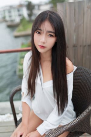 免费观看三级黄色片