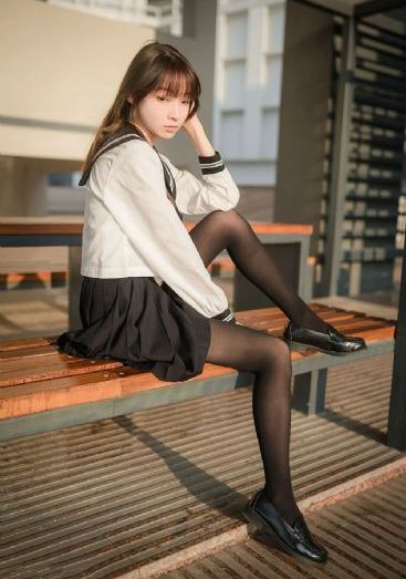 《与凤行》