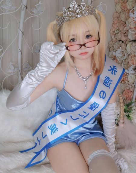 《亲爱的戎装》电视剧