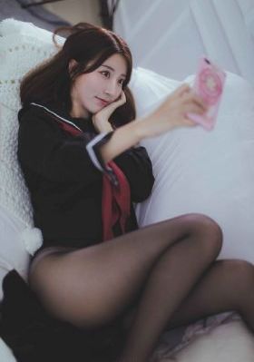 一面亲上边一面膜下边的免费